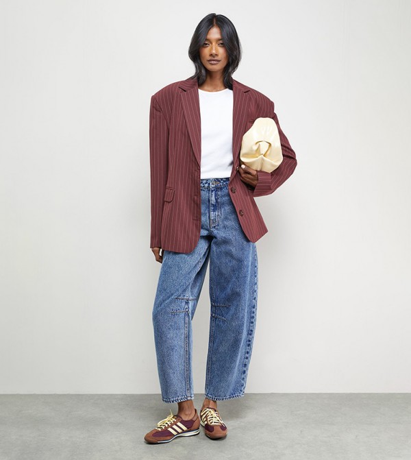 Mid Rise Darted Barrel Fit Jeans