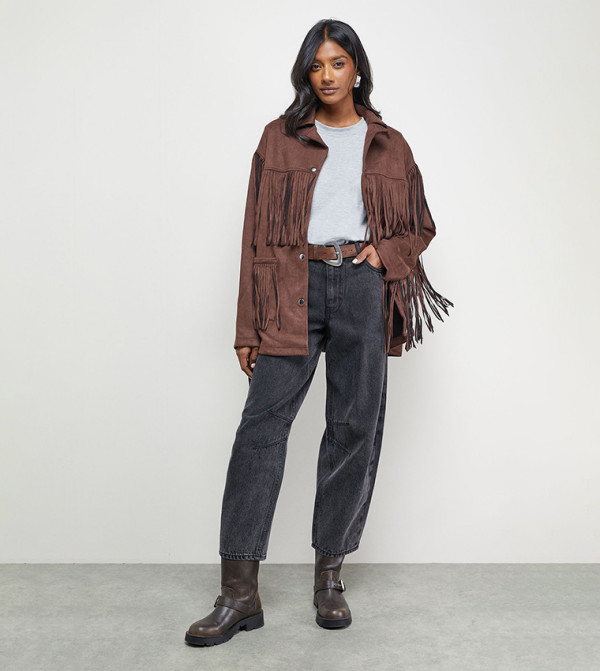 Mid Rise Denim Darted Barrel Leg Jeans