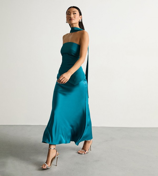 فستان ميدي ساتان سترابلس للمقاسات الصغيرة 