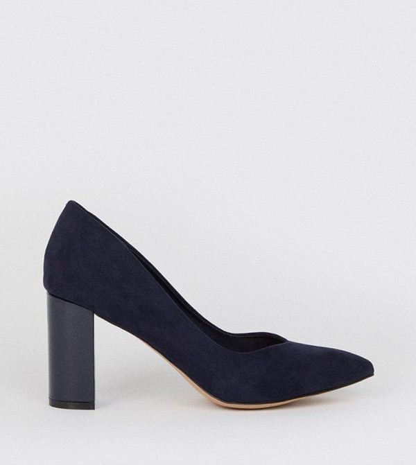 Buy Wallis Wide Fit Elise Contrast Block Heeled Pointed Court Shoes in DARK NAVY 6thStreet UAE