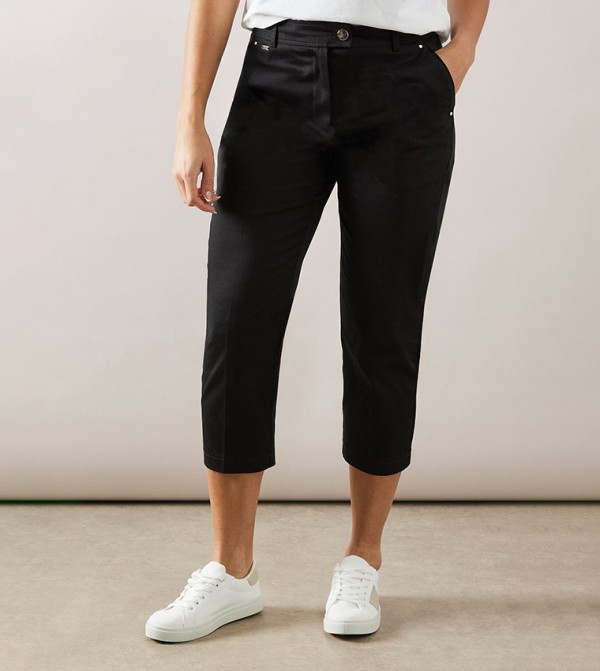 Petite Stretch Solid Capris