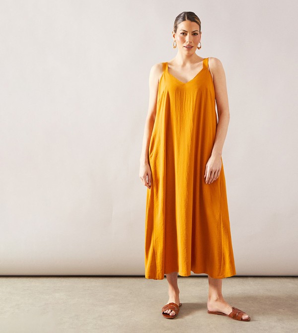 Textured Sleeveless Maxi Dress