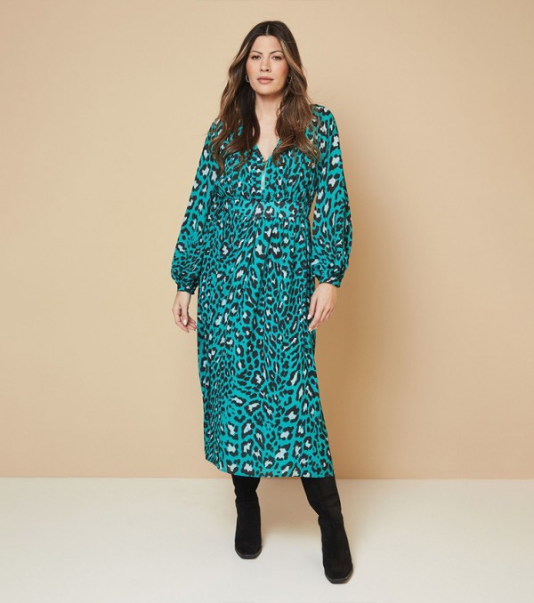 Animal Printed Pin Tuck Detail Midi Dress