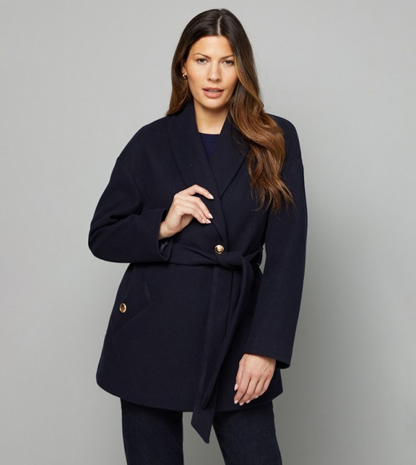 جاكيت بياقة شال وحزام 