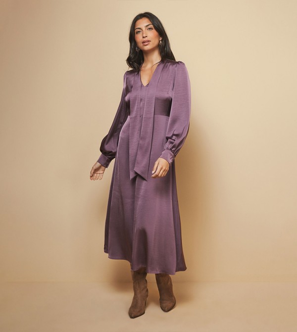 Satin Long Sleeves Neck Midi Dress