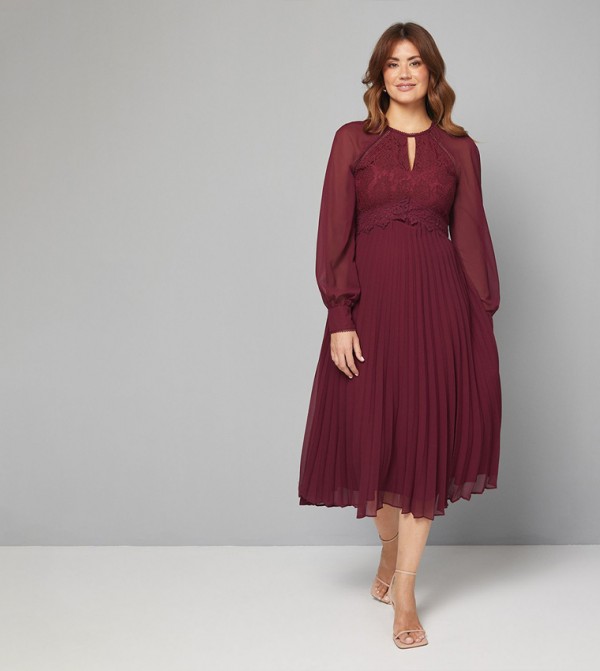 Lace Trim Pleated Midi Dress