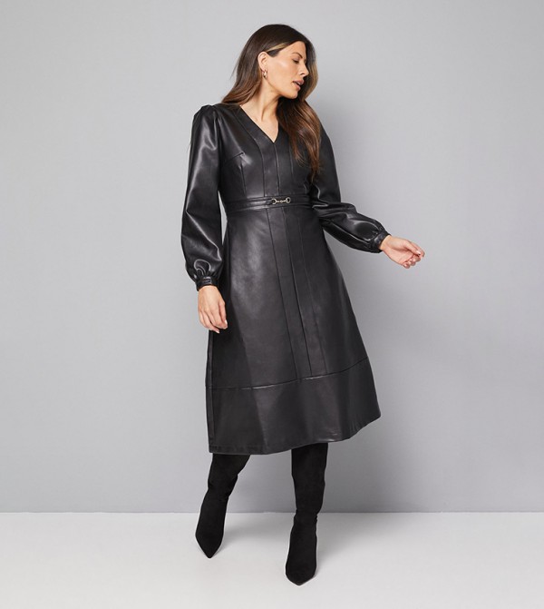 فستان ميدي جلد صناعي بمشبك 