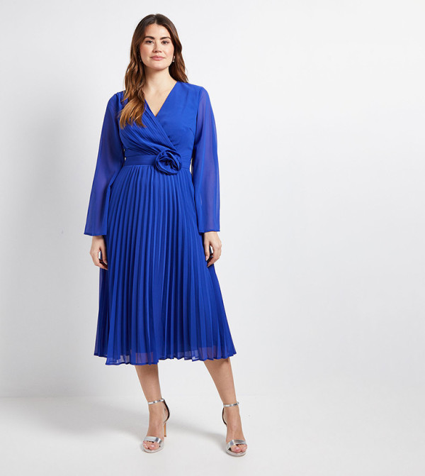 فستان ميدي كم كيب بكسرات 