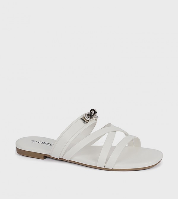 Metal Accent Open Toe Flat Sandals