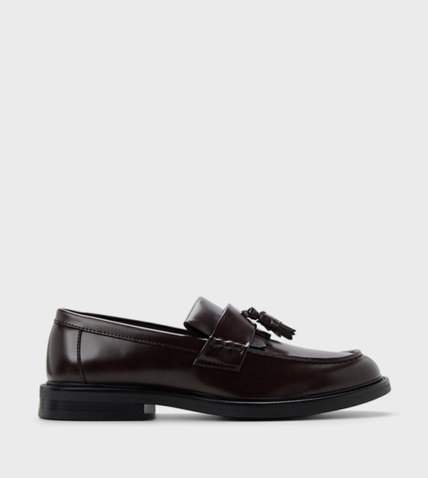 CHANCELLOR Solid Tassel Detail Loafers