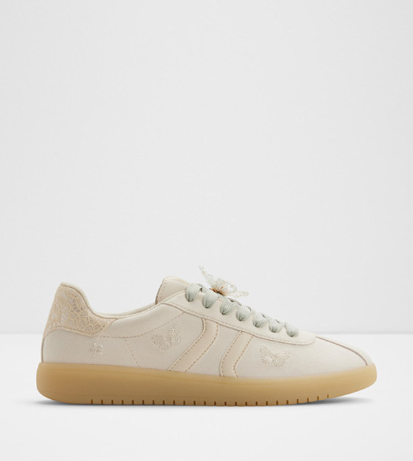 CHICS Round Toe Lace-Up Sneakers