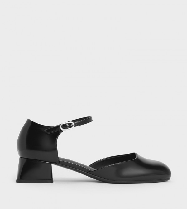 Ankle-Strap D'Orsay Pumps