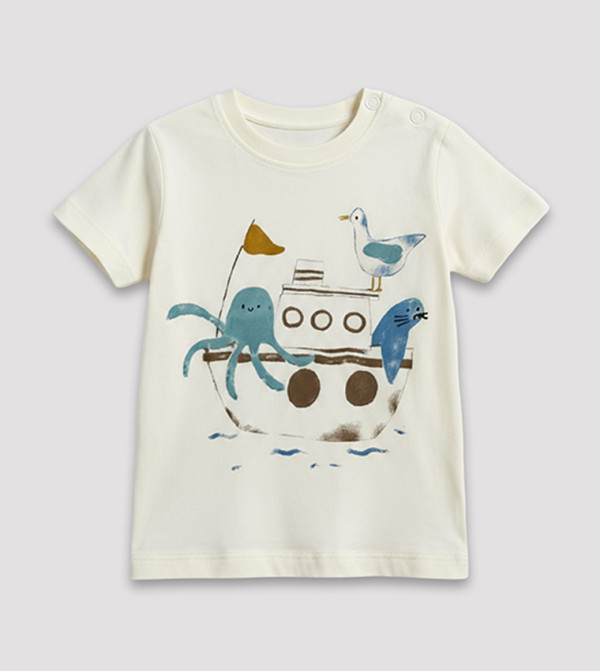 تيشيرت كم قصير بطبعة