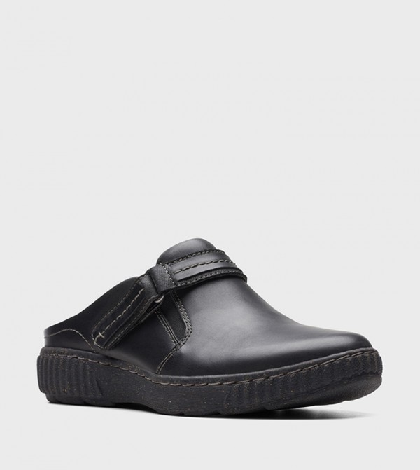 Clarks nursing clogs best sale