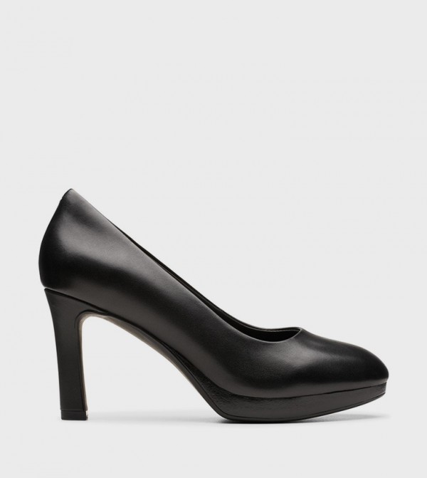 PAVONA COURT Slip-On Heel Pumps