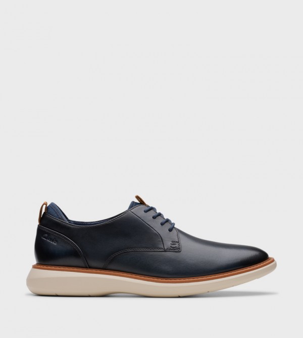 BRANTIN Lace Up Casual Shoes