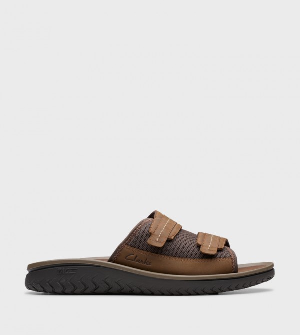 WESLEY EASY Textured Arabic Sandals