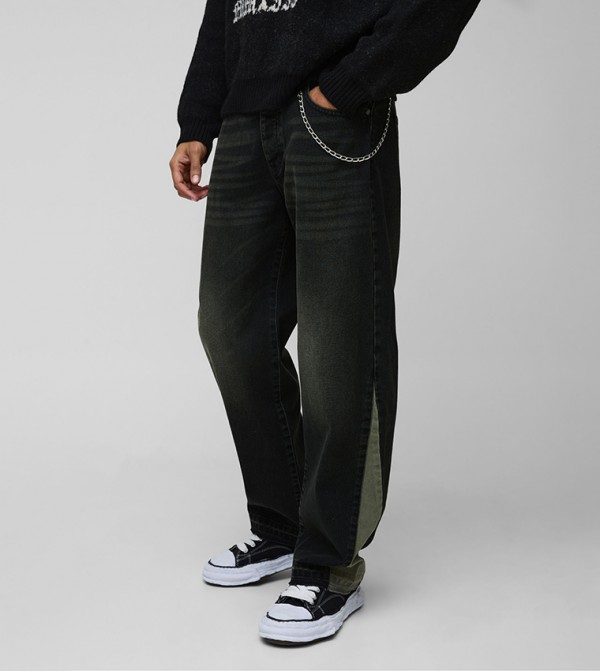 Rigid Chain Detail Gusset Relaxed Fit Jeans