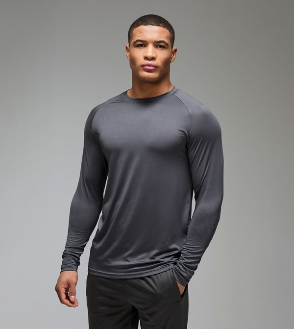 Essentials Raglan Sleeves Active T-Shirt