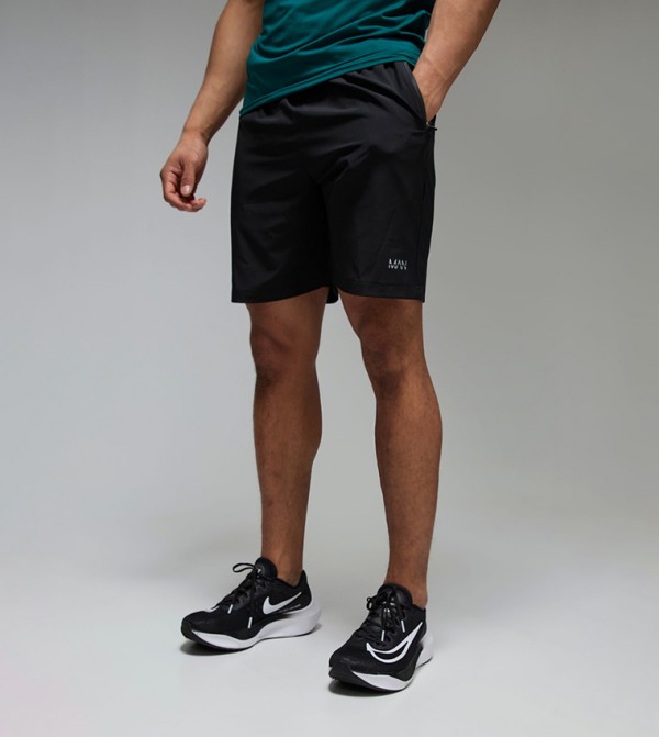 Stretch Woven 7" Active Shorts