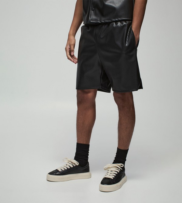 Embossed Pleated Pu Shorts