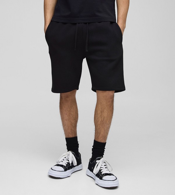 Slim Fit Mid Rise Basic Shorts