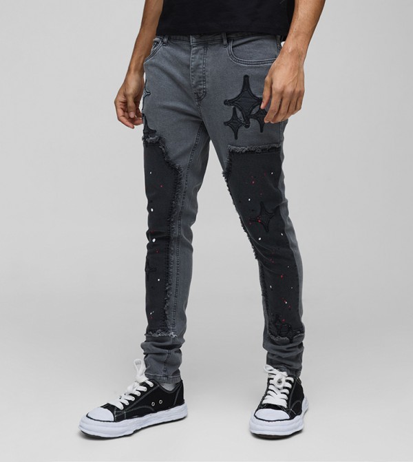 Paint Splatter Carpenter Star Appliqued Skinny Fit Jeans