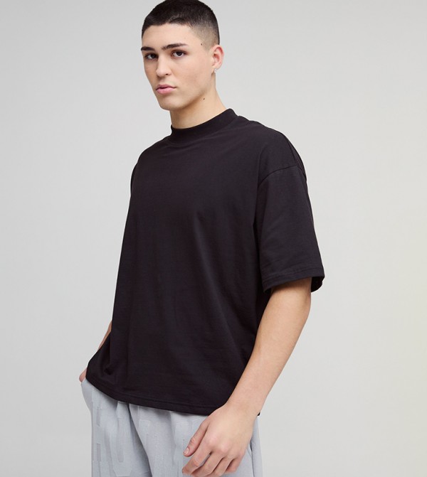 Solid Short Sleeves Oversized T-Shirt
