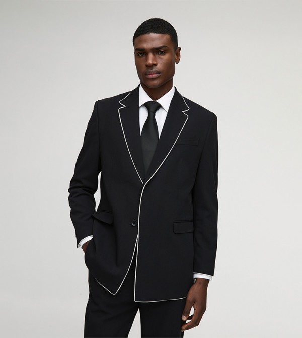 Solid Straight Fit Long Sleeves Blazer