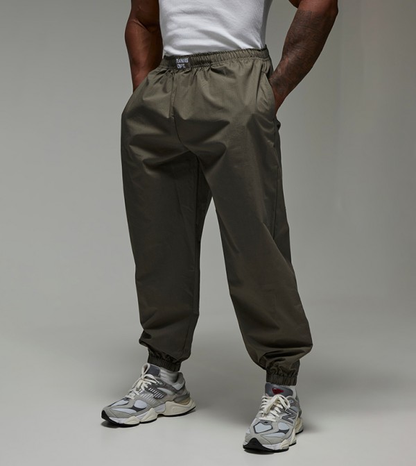 Training Dept. Woven Pump Balloon Fit Pants