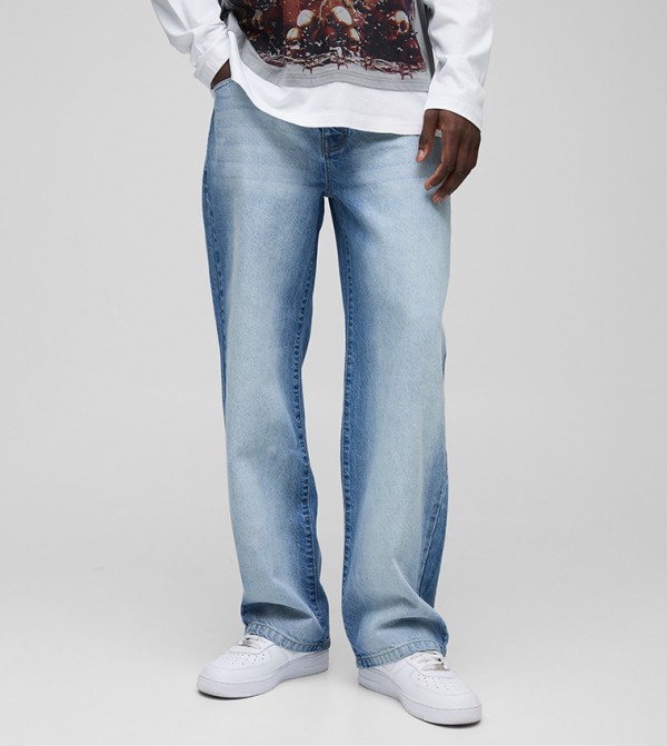 Extreme Washed Woven Tab Relaxed Fit Jeans