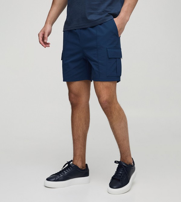 Elastic Waist Technical Stretch Slim Fit Pintuck Cargo Shorts