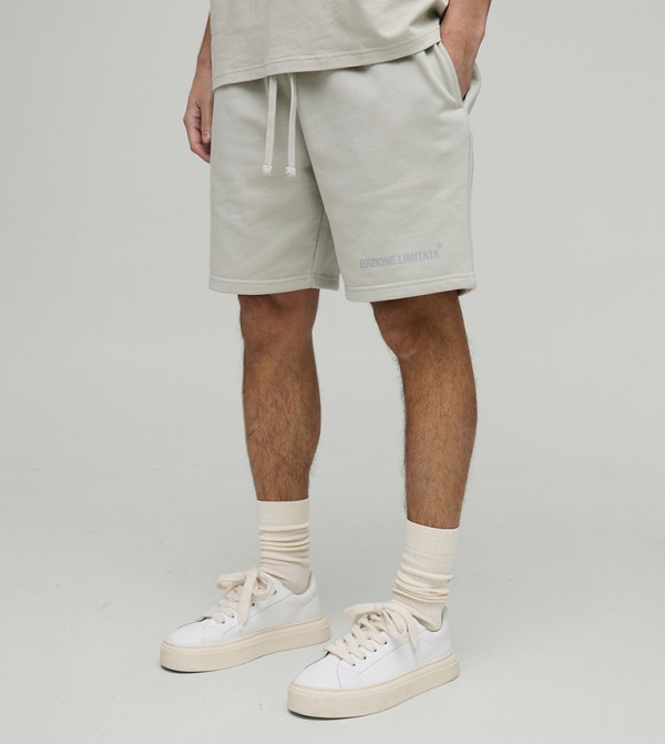 Relaxed Fit Mid Rise Heavyweight Shorts