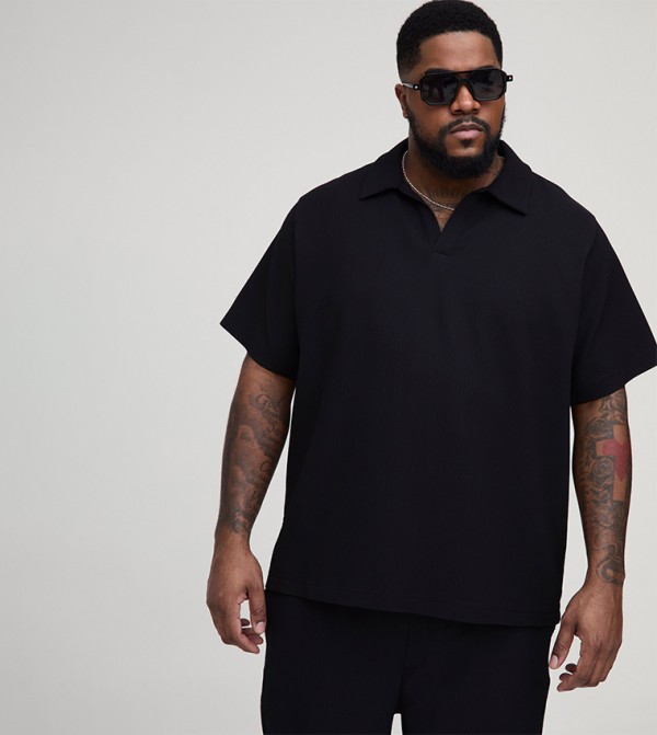 Ribbed Short Sleeves Regular Fit Polo Shirt