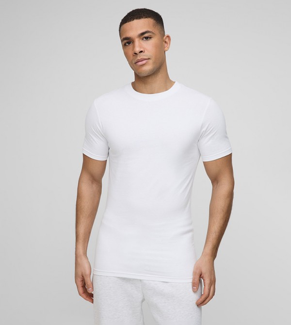 Solid Muscle Fit Crew Neck T-Shirt