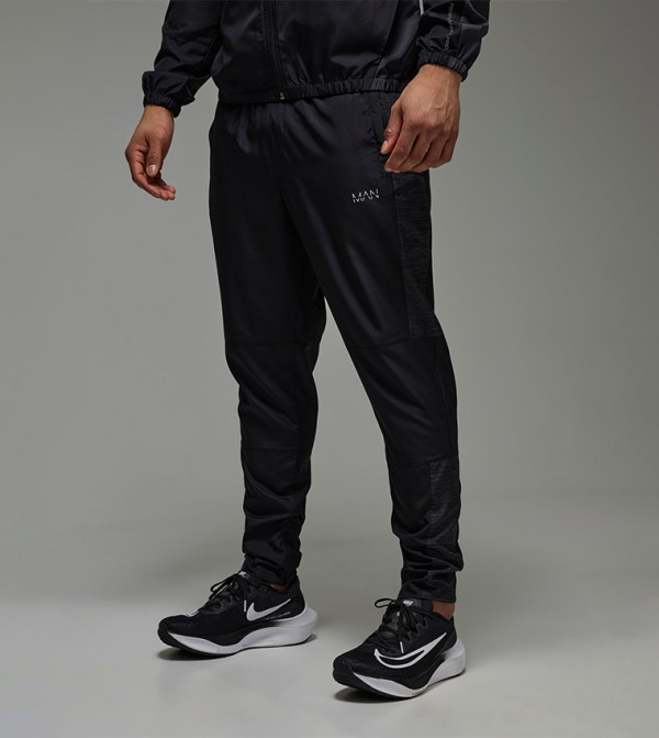Active Lightweight Tapered Fit Joggers