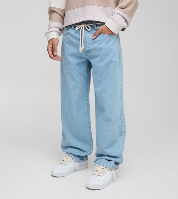 Washed Belted Relaxed Fit Jeans