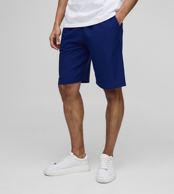 Elastic Waist Relaxed Fit Technical Stretch Shorts