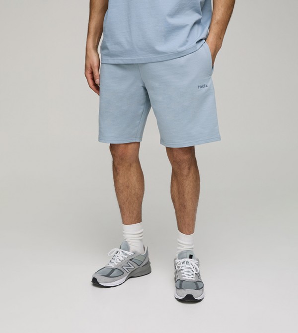 Solid Mid Rise Casual Shorts