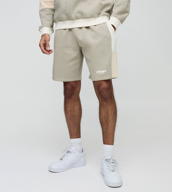 Relaxed Fit Color Block Mid Rise Shorts