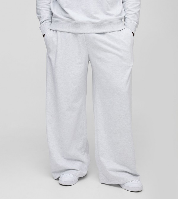 Plus & Tall Lightweight Wide Fit Basic Sweatpants