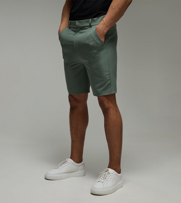 Mid Rise Golf 8.5Inch Shorts