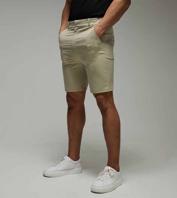 Mid Rise Golf 8.5Inch Shorts