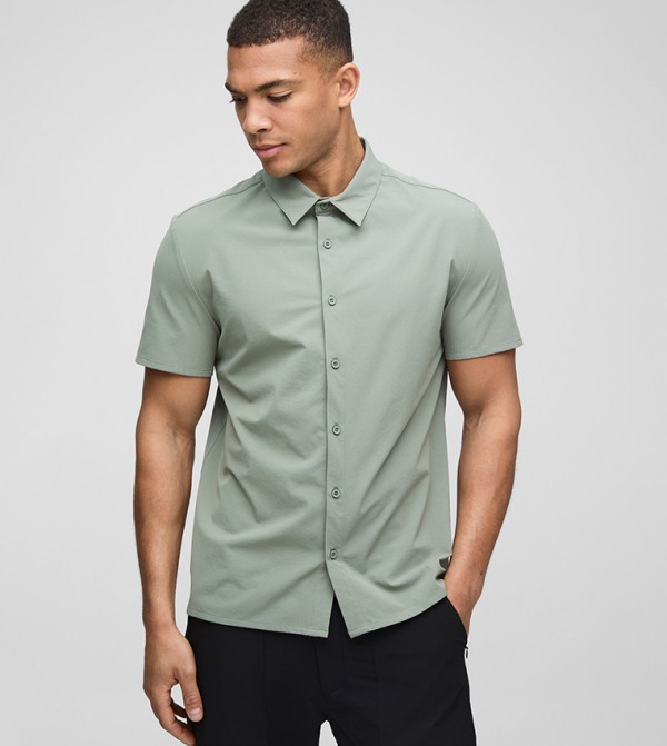 Regular Fit Technical Stretch Collared Shirt
