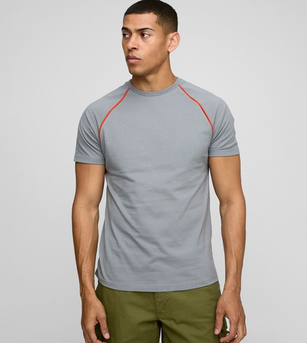 Contrast Piping Regular Fit T-Shirt
