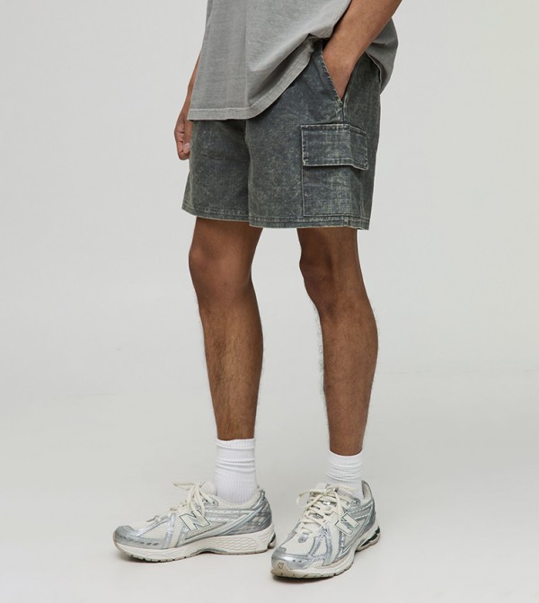 Elastic Waist Boxer Fit Washed Ripstop Cargo Shorts