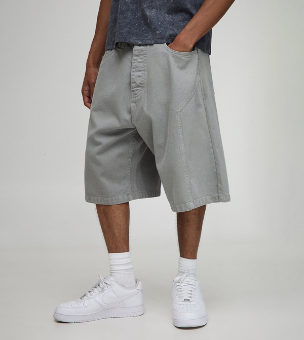 شورت جينز مزين بتأثير صبغة باراشوت