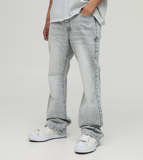 Washed Flared Slim Fit Jeans