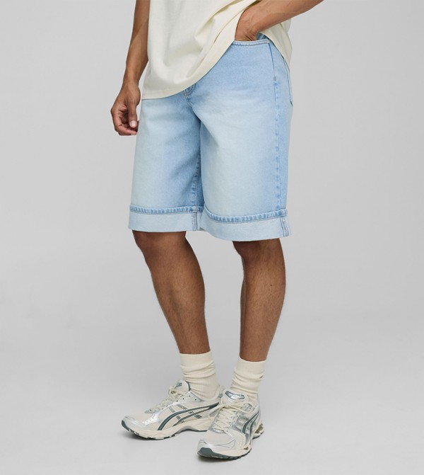 Washed Turn Up Hem Denim Shorts