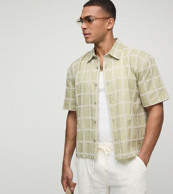 Embroidery Check Short Sleeves Boxy Shirt